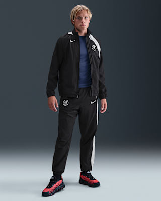 Chelsea F.C. Men's Nike Football Total 90 Football Tracksuit